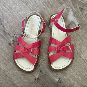 Salt water sandals patent leather hot pink girls size 2